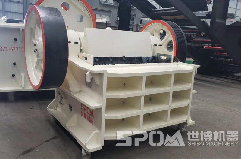 1米3鄂破，PEX300×1300顎式破碎機